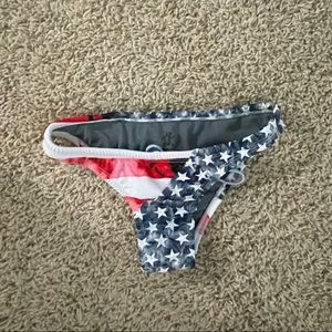 Europe American Jolyn girls swim bottoms S like new